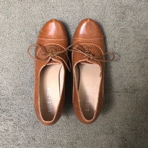 Oxford heels